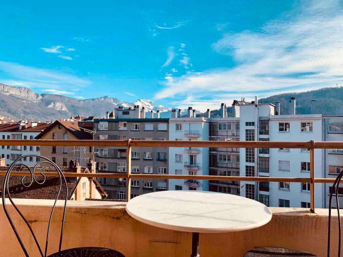 Ilot Zen 5 Min Vieille Ville Vue Montagnes آنسي المظهر الخارجي الصورة